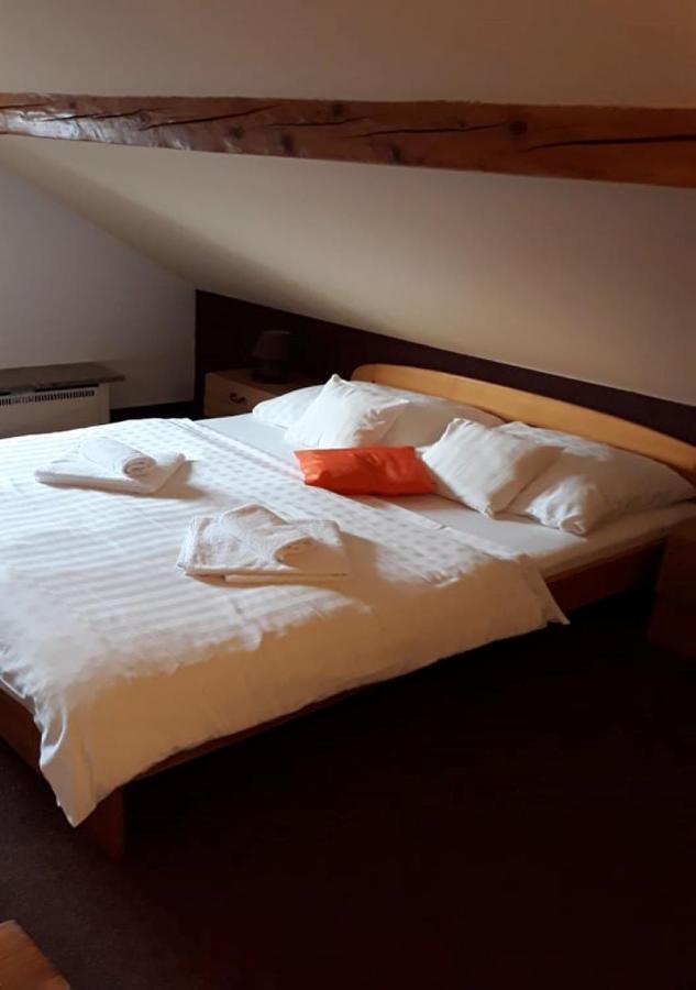 Hotel Garni Belveder ฮเรนสโก ภายนอก รูปภาพ