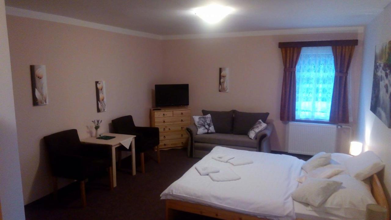 Hotel Garni Belveder ฮเรนสโก ภายนอก รูปภาพ