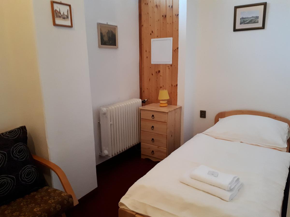 Hotel Garni Belveder ฮเรนสโก ภายนอก รูปภาพ