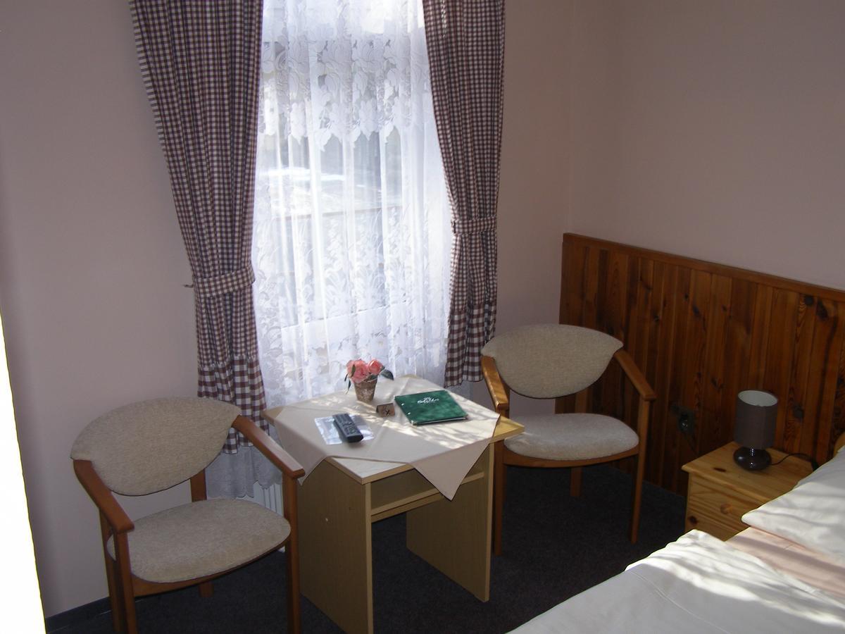 Hotel Garni Belveder ฮเรนสโก ภายนอก รูปภาพ