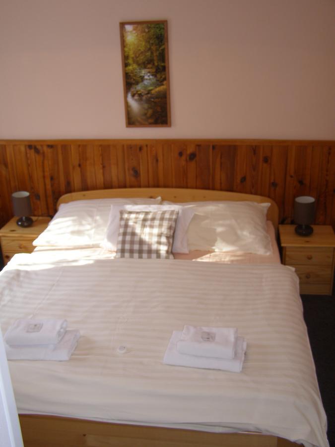 Hotel Garni Belveder ฮเรนสโก ภายนอก รูปภาพ